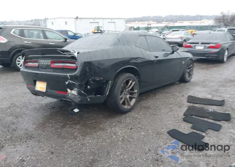 2022 Dodge Challenger R/T Scat Pack z USA, uszkodzony, nr VIN 2C3CDZFJ5NH168536
